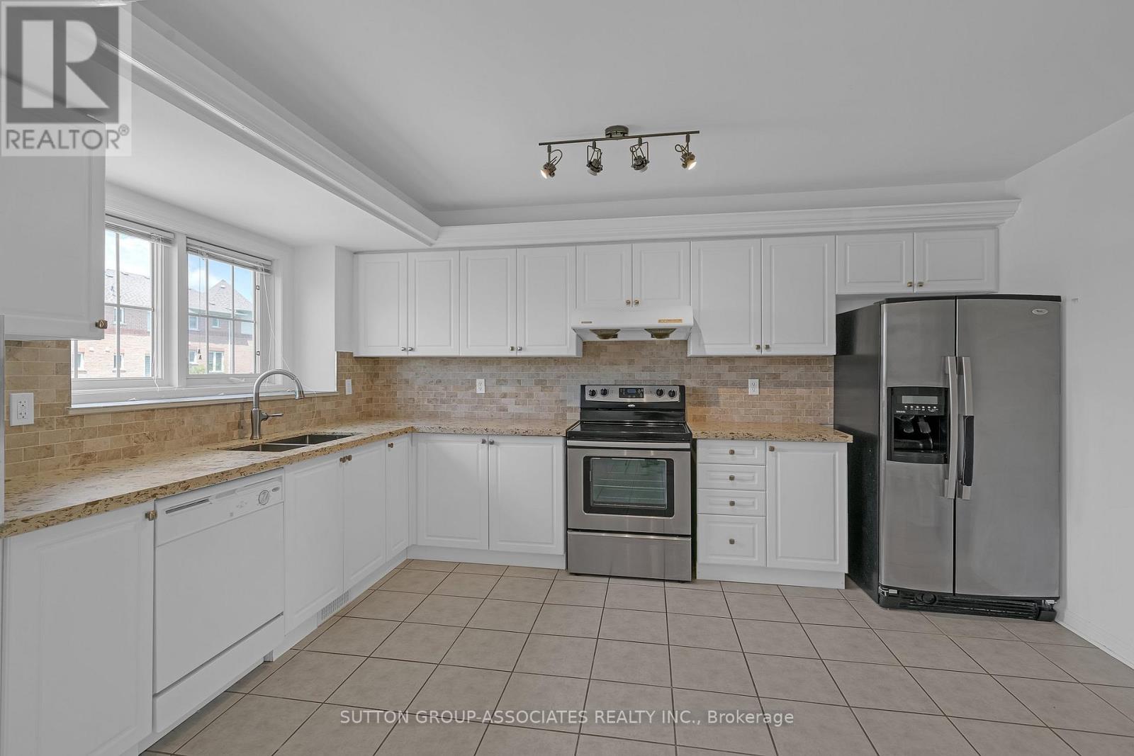 11 Nakina Way, Markham, Ontario  L3R 5Y7 - Photo 14 - N13444296