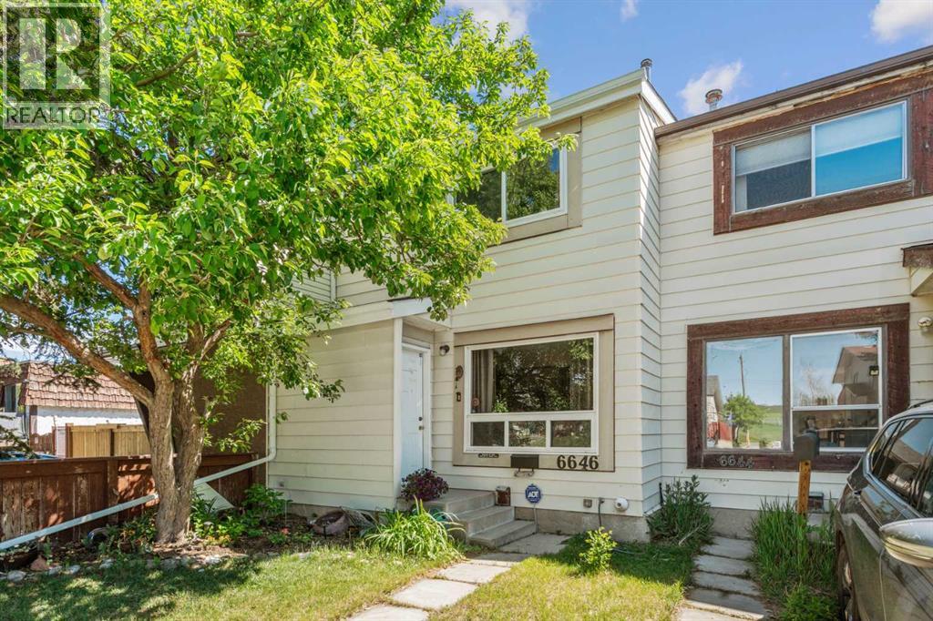 6646 Huntsbay Road NW, Calgary, Alberta