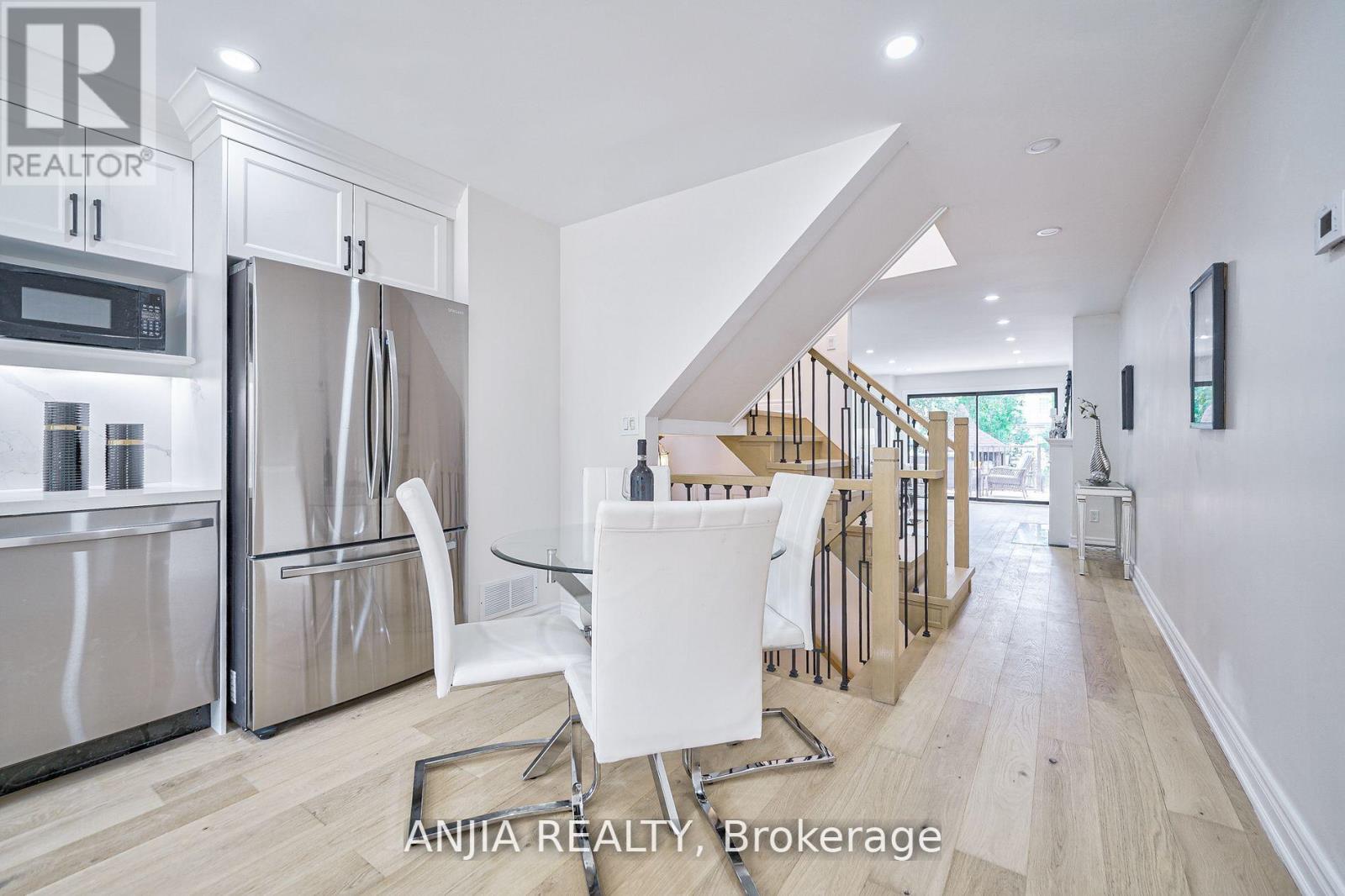 322 Hillsdale Avenue E, Toronto, Ontario  M4S 1T8 - Photo 6 - C13471788