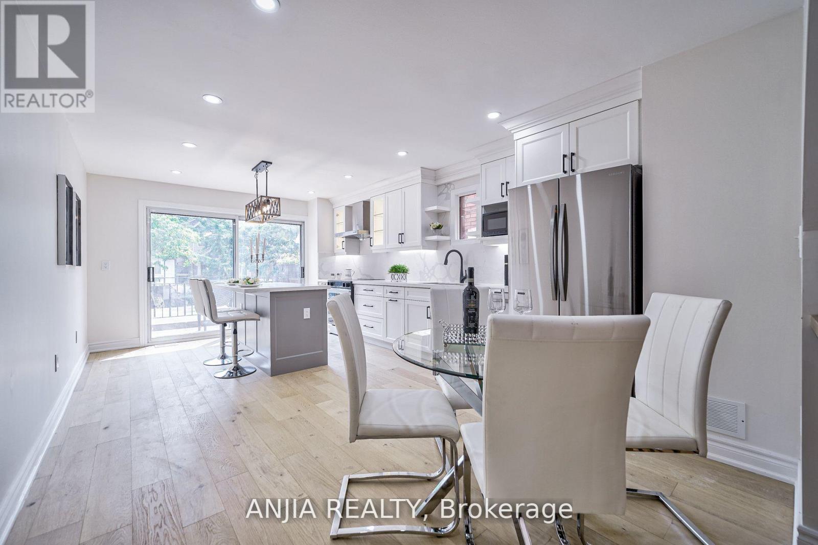 322 Hillsdale Avenue E, Toronto, Ontario  M4S 1T8 - Photo 7 - C13471788