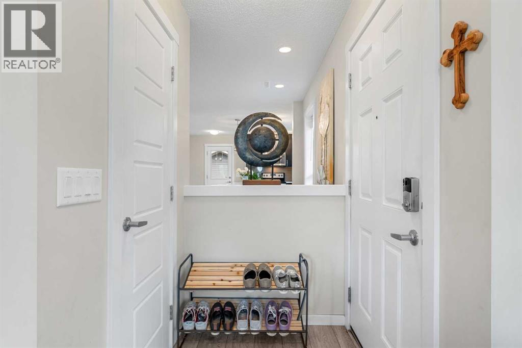 1017, 2400 Ravenswood View SE, Airdrie, Alberta  T4A 0V7 - Photo 4 - A2316955