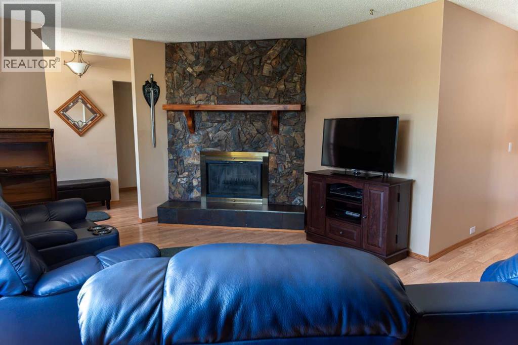 164 Huntford Road NE, Calgary, Alberta  T2K 3Y9 - Photo 7 - A2317475