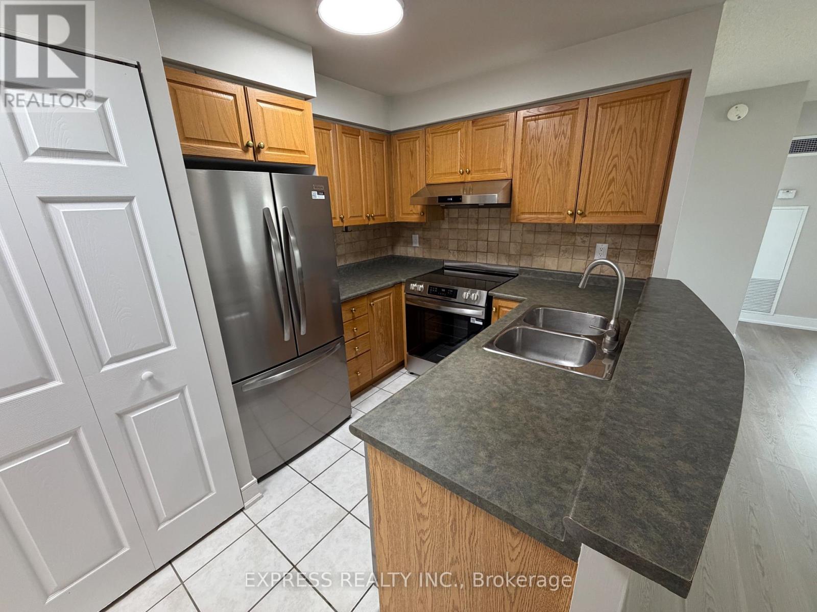 612 - 7 Lorraine Drive, Toronto, Ontario  M2N 7H2 - Photo 3 - C13471340