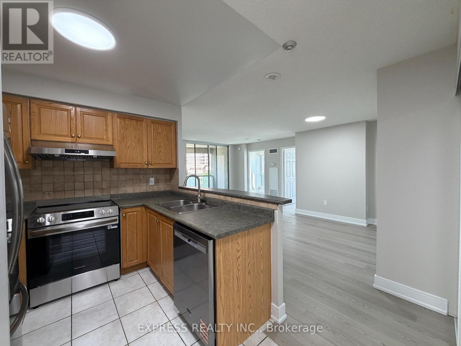 612 - 7 Lorraine Drive, Toronto, Ontario  M2N 7H2 - Photo 4 - C13471340