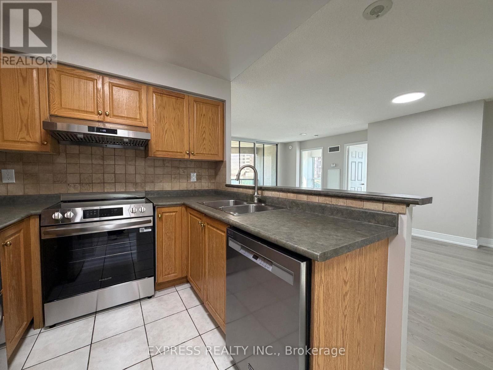 612 - 7 Lorraine Drive, Toronto, Ontario  M2N 7H2 - Photo 6 - C13471340