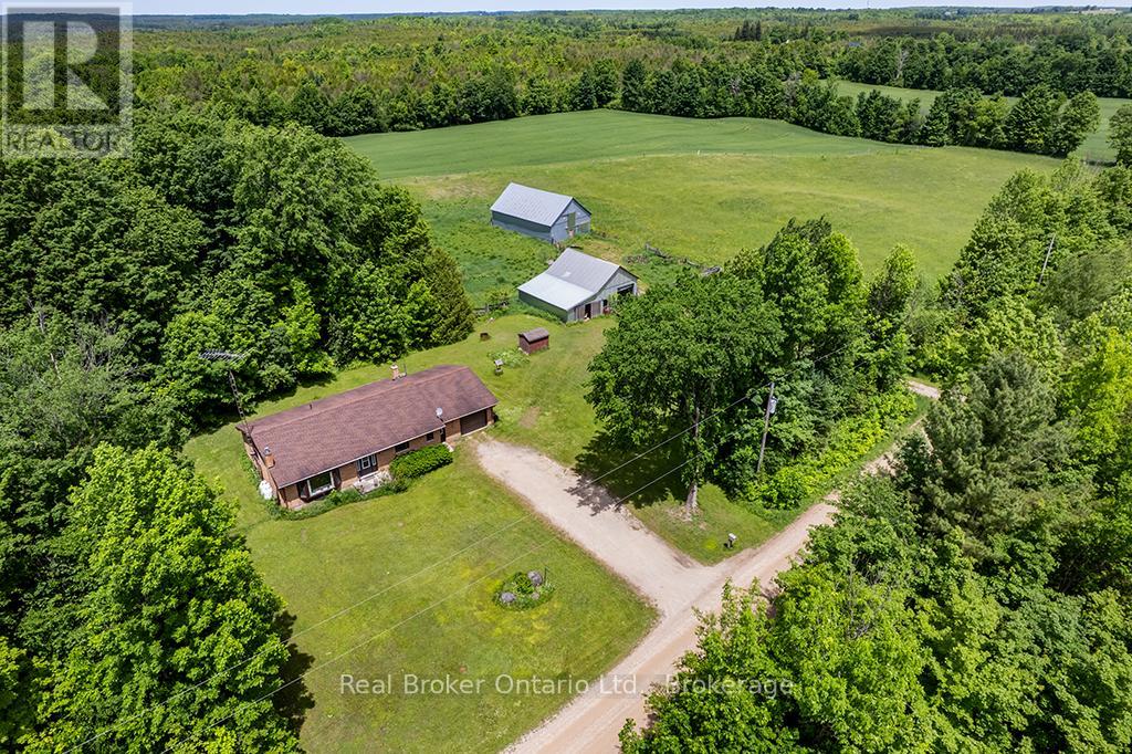 540031 80 Side Road, Chatsworth, Ontario N0C 1H0 - Photo 2 - X13469916