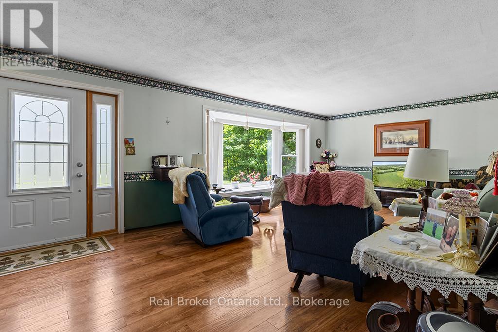 540031 80 Side Road, Chatsworth, Ontario N0C 1H0 - Photo 6 - X13469916