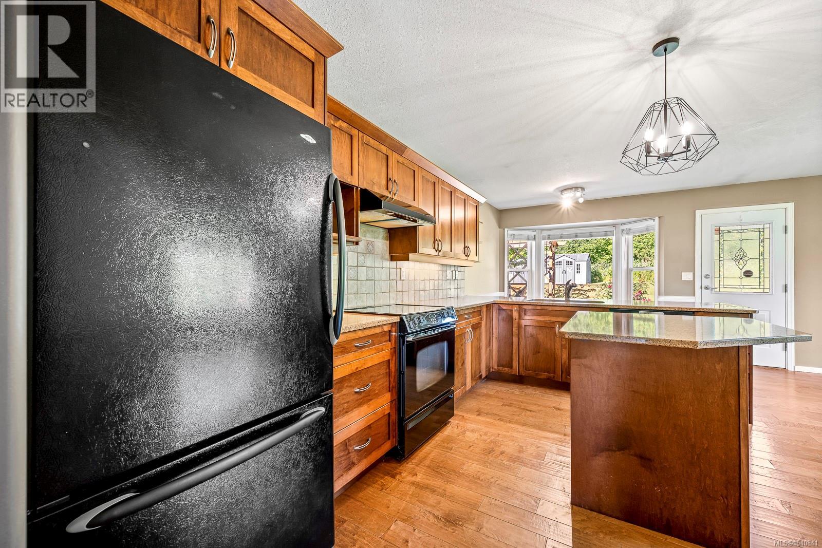 4722 Cruickshank Pl, Courtenay, British Columbia  V9N 4B6 - Photo 4 - 1040841