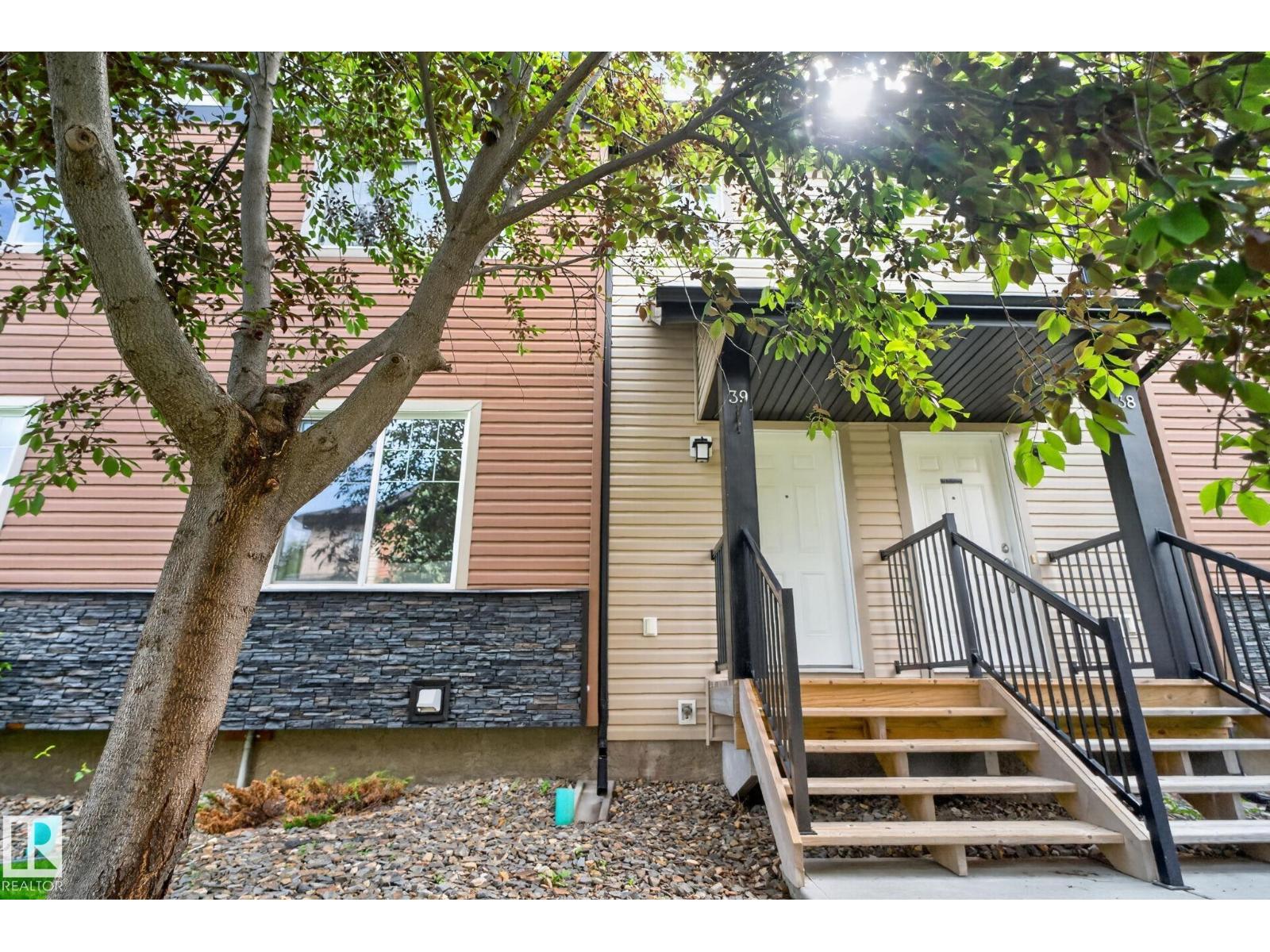 #39 8716 179 Av Nw, Edmonton, Alberta  T5Z 0J3 - Photo 2 - E4494972