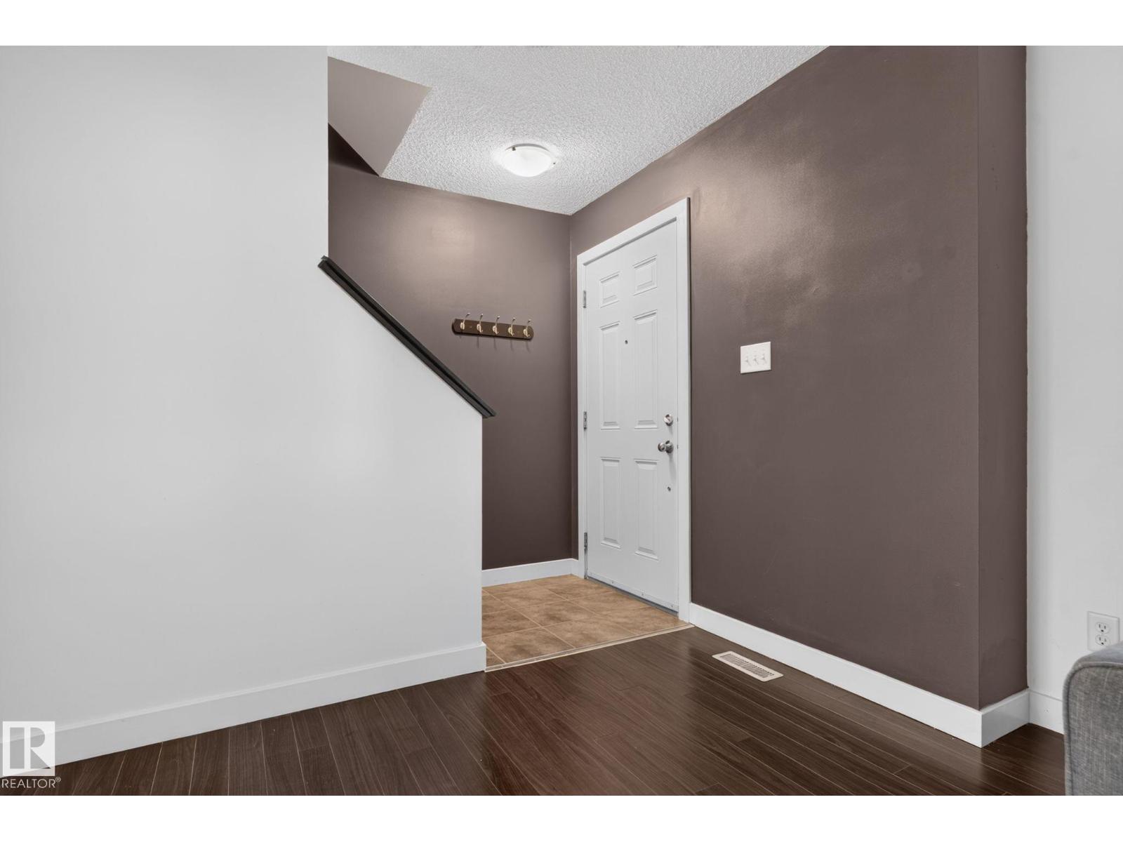 #39 8716 179 Av Nw, Edmonton, Alberta  T5Z 0J3 - Photo 5 - E4494972