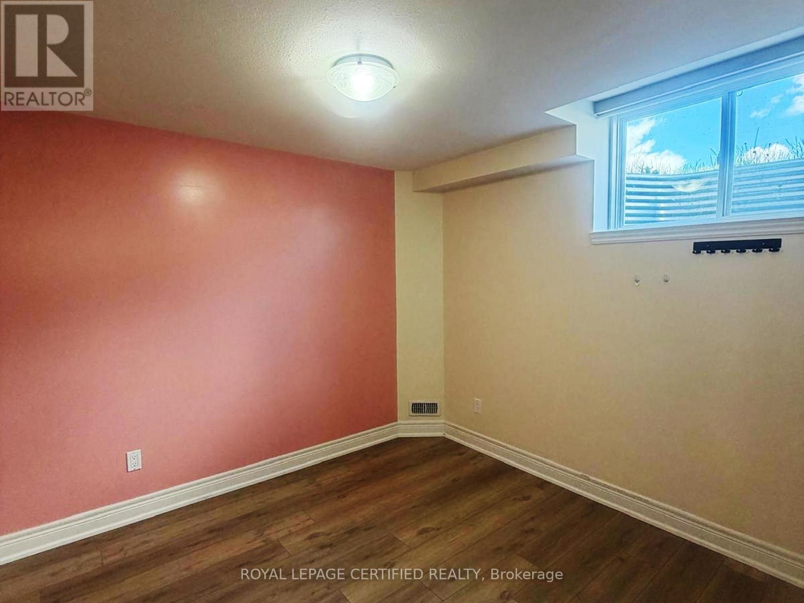 Bsmt - 14 Overholt Drive, Thorold, Ontario  L0S 1K0 - Photo 11 - X13442870