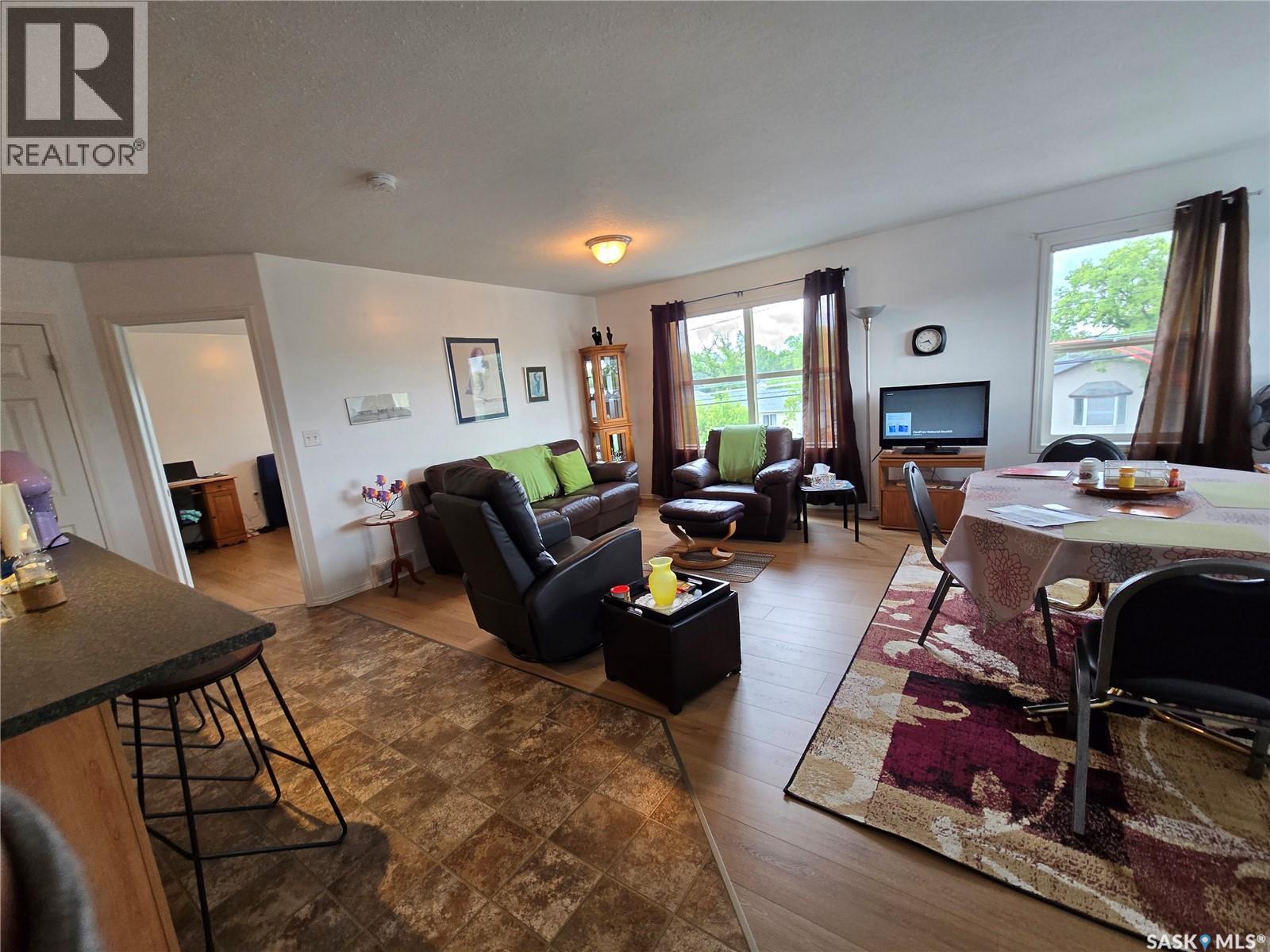 22 1275 South Railway Street E, Swift Current, Saskatchewan S9H 5P3 - Photo 6 - SK040174
