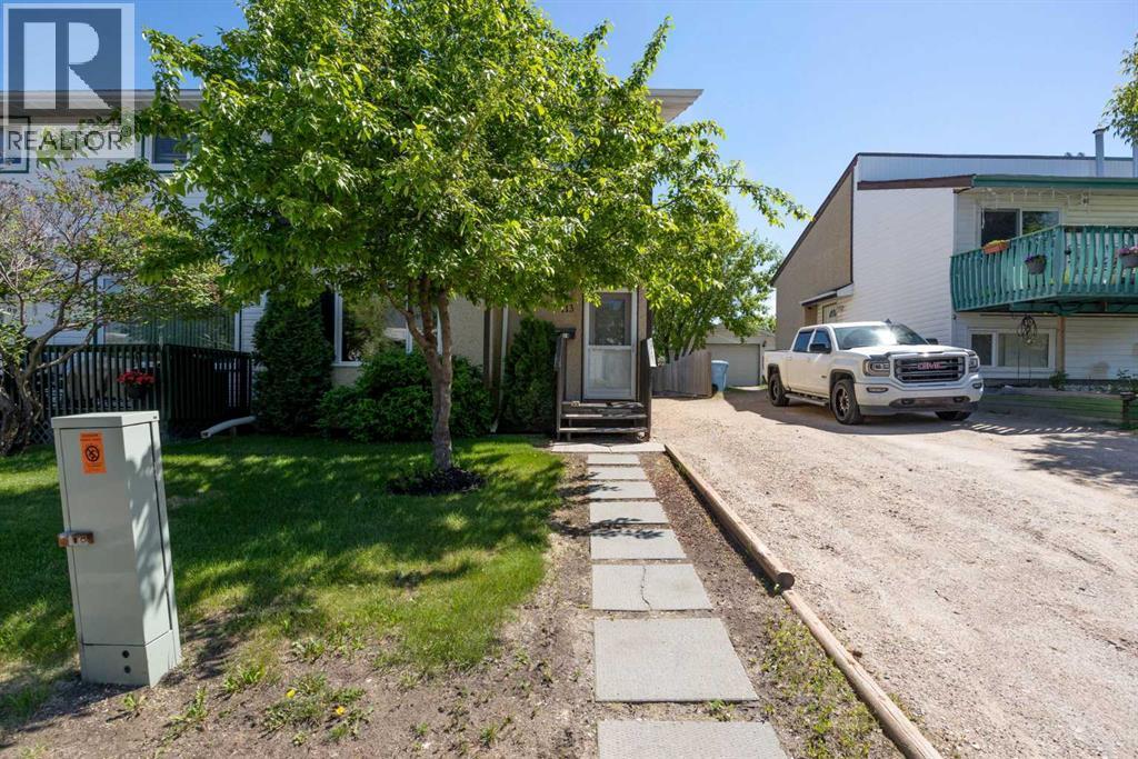 113 Sirius Avenue, Fort Mcmurray, Alberta  T9H 3B8 - Photo 2 - A2307267