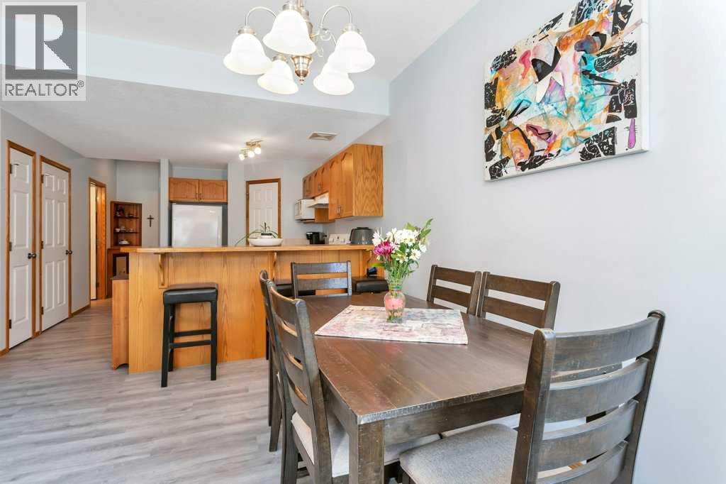 345 Addington Drive, Red Deer, Alberta  T4R 3H7 - Photo 14 - A2322905