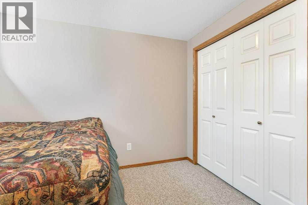 345 Addington Drive, Red Deer, Alberta  T4R 3H7 - Photo 36 - A2322905