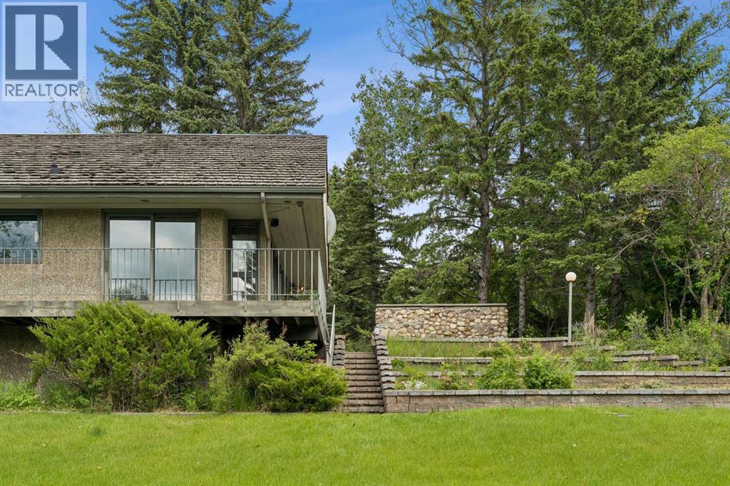 237 Escarpment Drive, Rural Rocky View County, Alberta  T3Z 3M8 - Photo 2 - A2322664