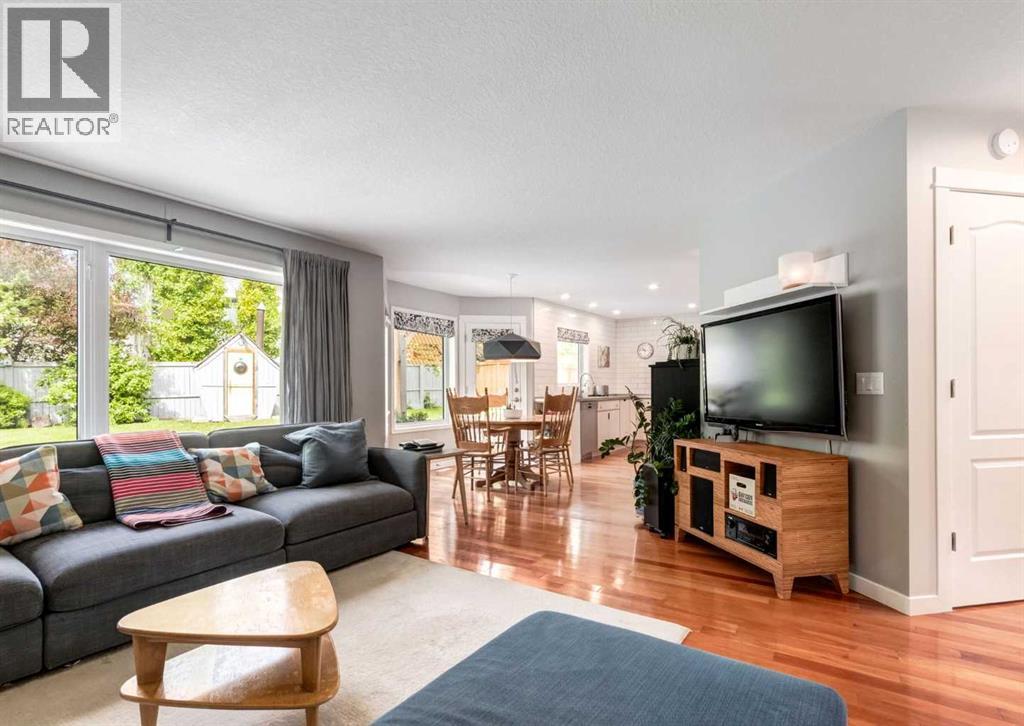 237 Scenic View Close Nw, Calgary, Alberta  T3L 1Y5 - Photo 19 - A2322261