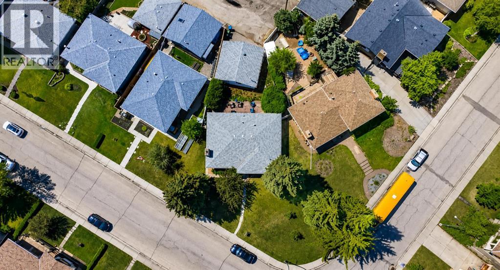 203 Southampton Drive SW, Calgary, Alberta  T2W 0V6 - Photo 42 - A2317746