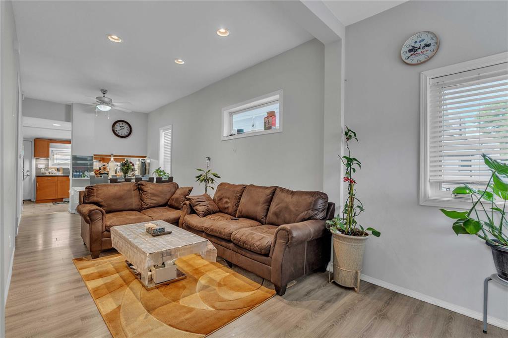 544 Toronto Street, Winnipeg, Manitoba  R3G 1S6 - Photo 4 - 202614464