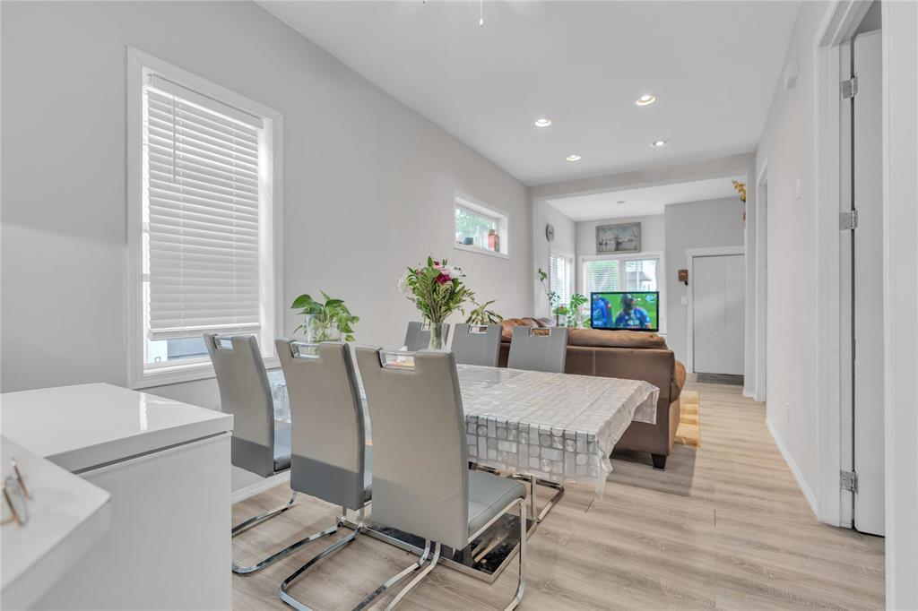 544 Toronto Street, Winnipeg, Manitoba  R3G 1S6 - Photo 7 - 202614464