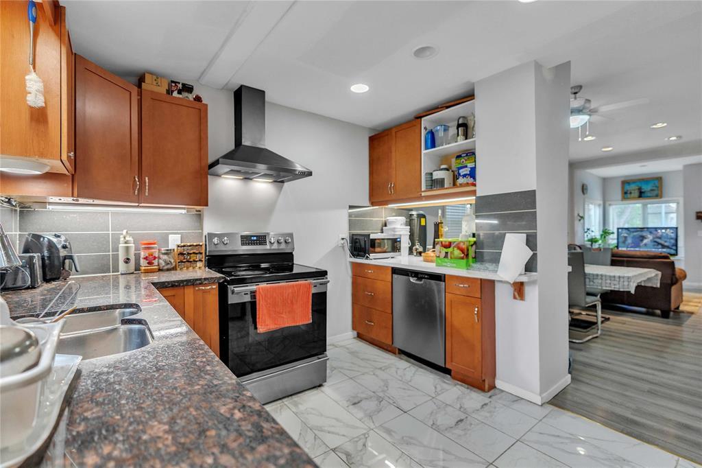 544 Toronto Street, Winnipeg, Manitoba  R3G 1S6 - Photo 8 - 202614464