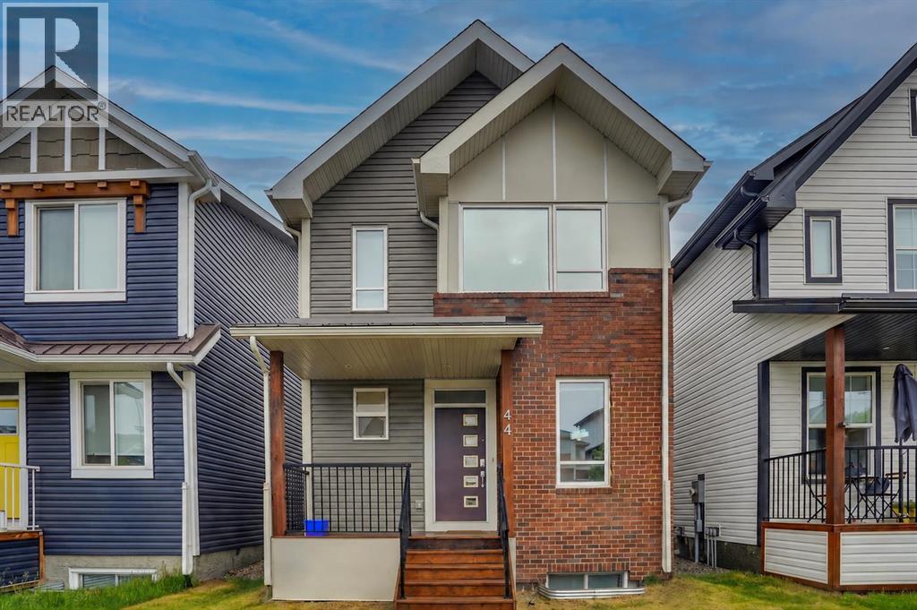 44 Seton Villas SE, Calgary, Alberta  T3M 3G6 - Photo 1 - A2317388