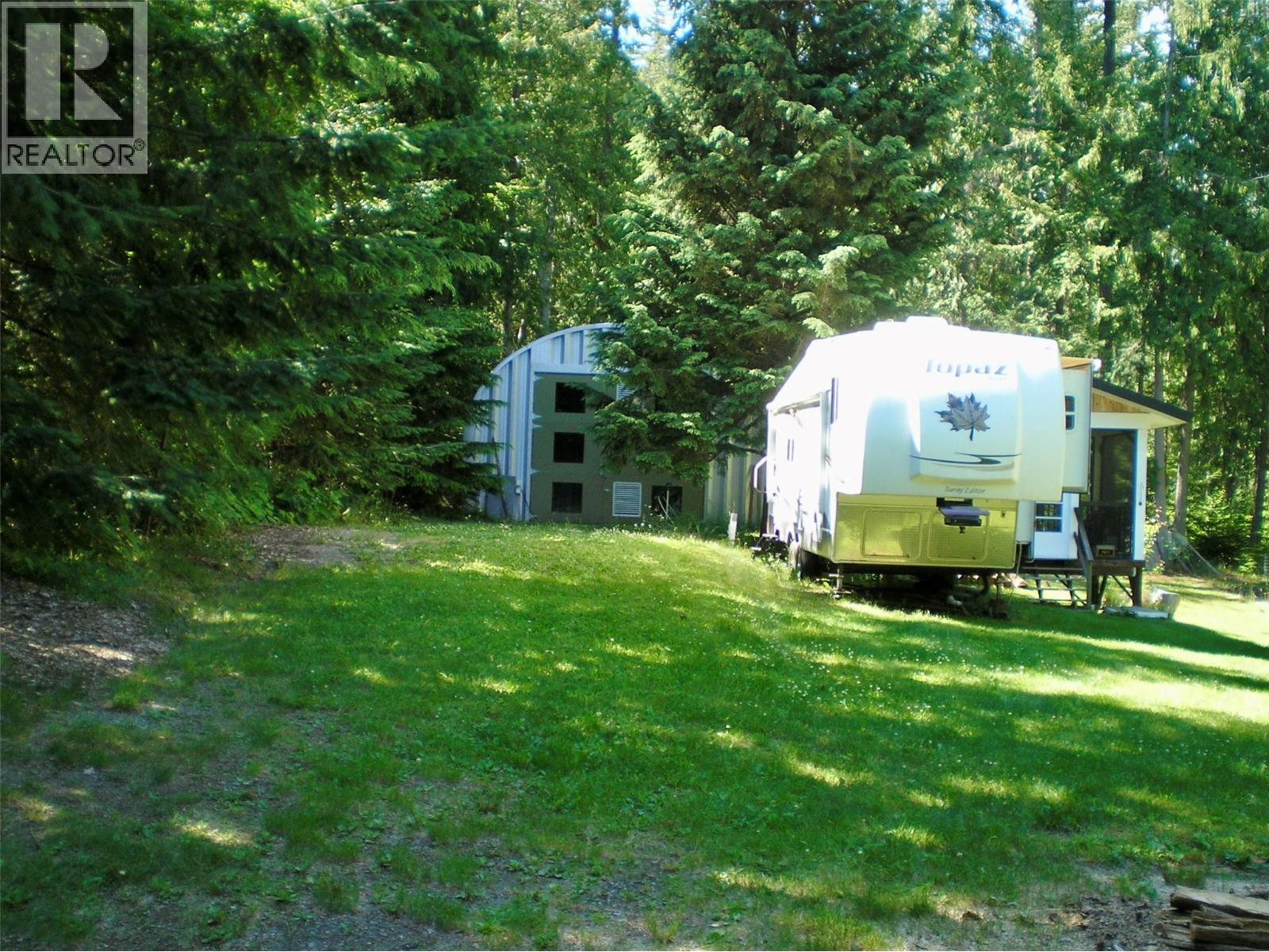 304 Nichols Drive, Schroeder Creek, British Columbia  V0G 1M0 - Photo 49 - 10371771