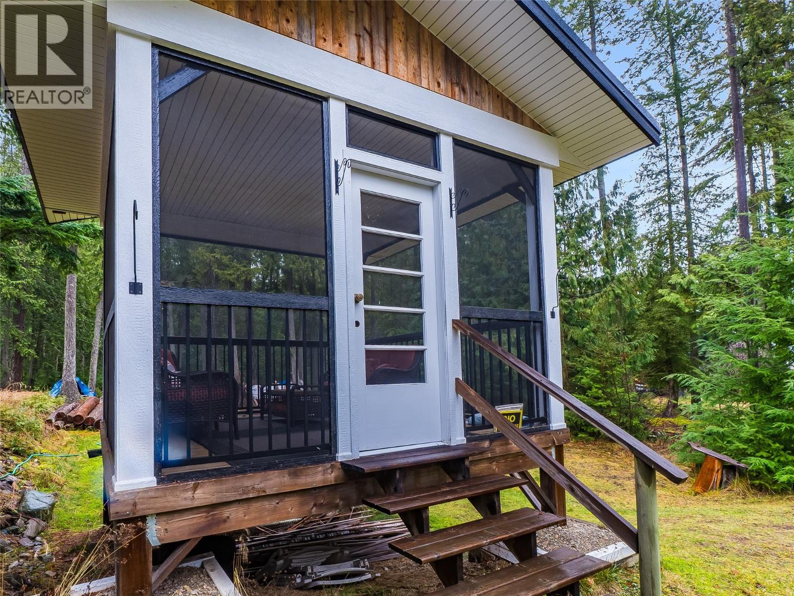 304 Nichols Drive, Schroeder Creek, British Columbia  V0G 1M0 - Photo 15 - 10371771