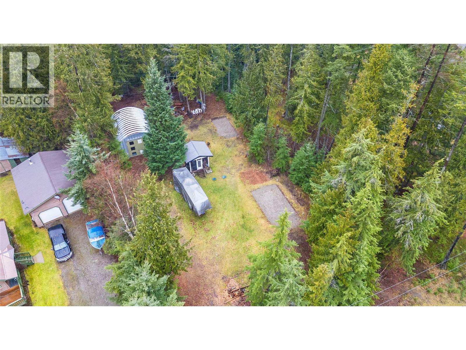 304 Nichols Drive, Schroeder Creek, British Columbia  V0G 1M0 - Photo 3 - 10371771
