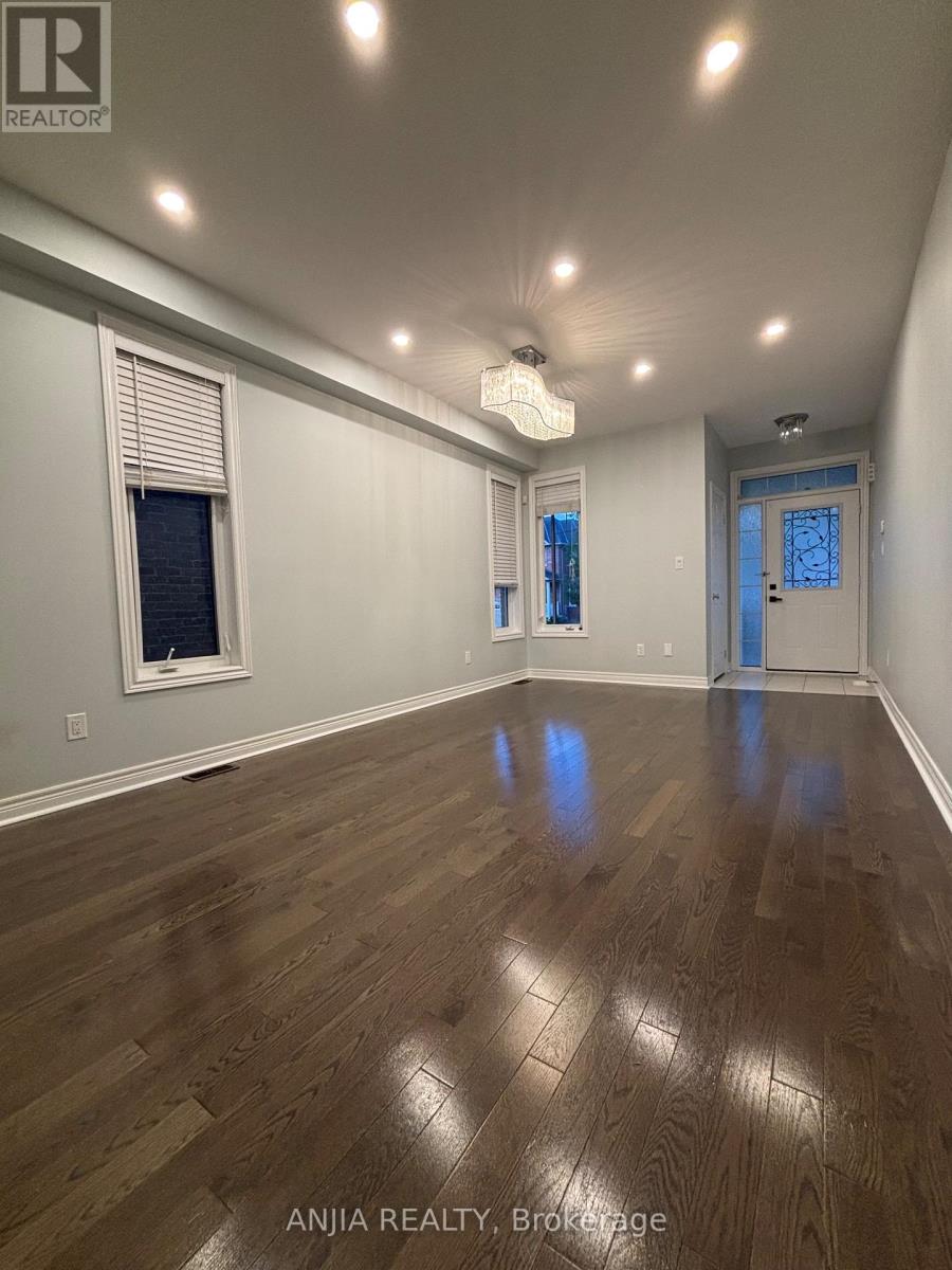 220 Hazelton Avenue, Markham, Ontario L6C 0L9 - Photo 6 - N13470536