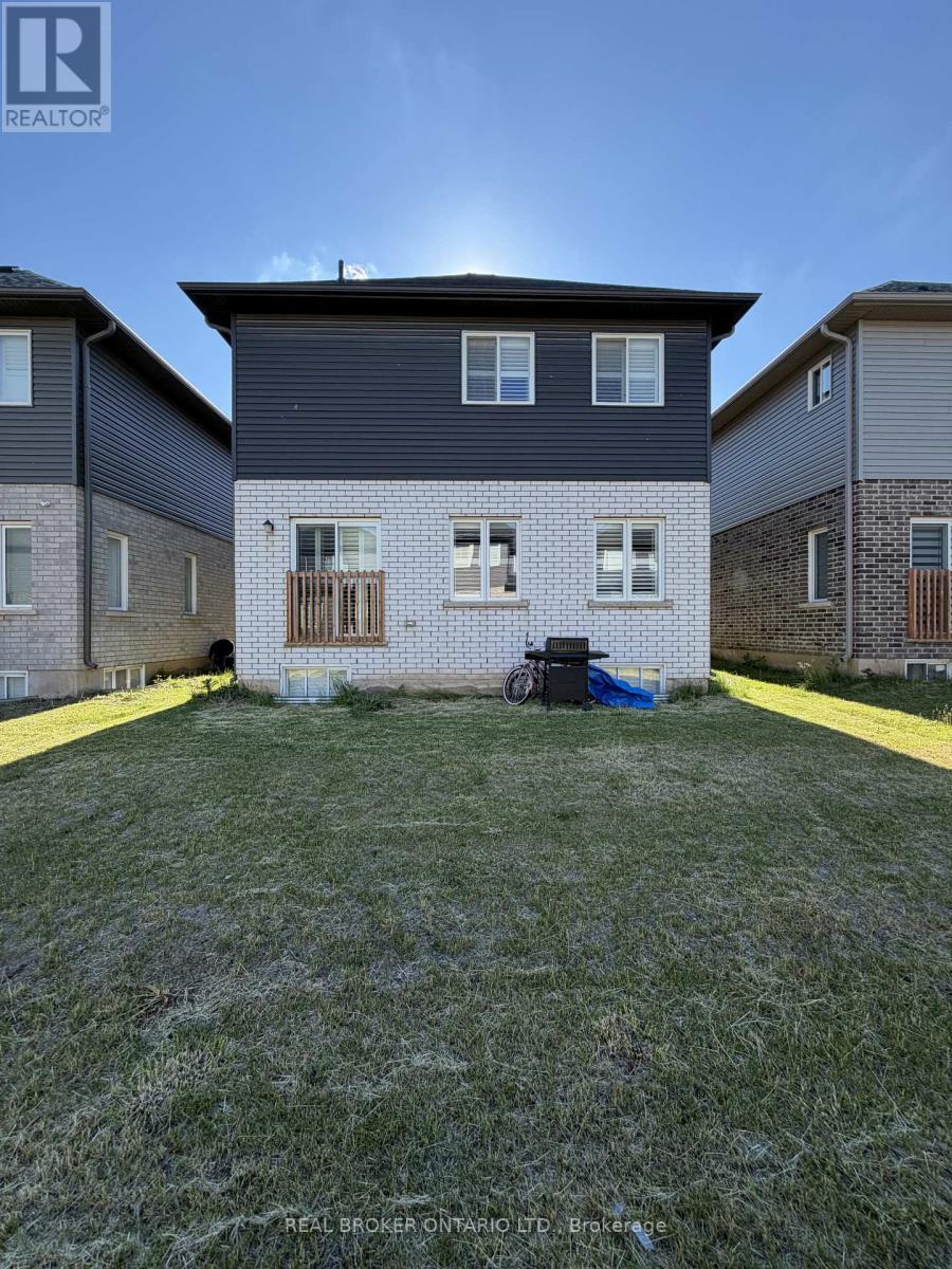 Main Level - 55 Hildred Street, Welland, Ontario  L3B 0K1 - Photo 18 - X13054096