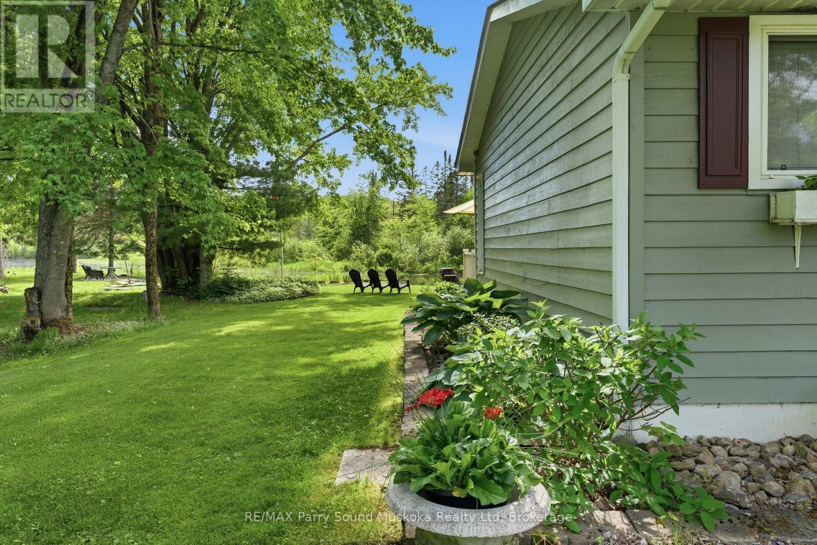 49 Maple Street, Seguin, Ontario  P0C 1J0 - Photo 48 - X12859382