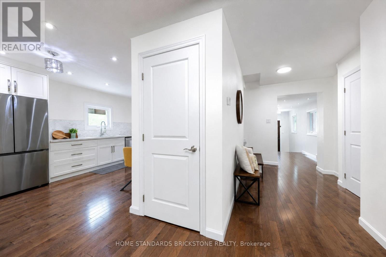 60 Madawaska Avenue, Toronto, Ontario  M2M 2R3 - Photo 10 - C13425386