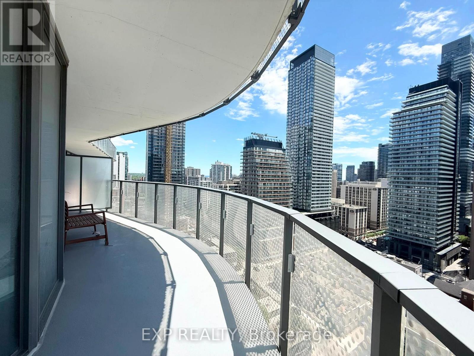 1605 - 11 Wellesley Street W, Toronto, Ontario  M4Y 0G4 - Photo 21 - C13471888