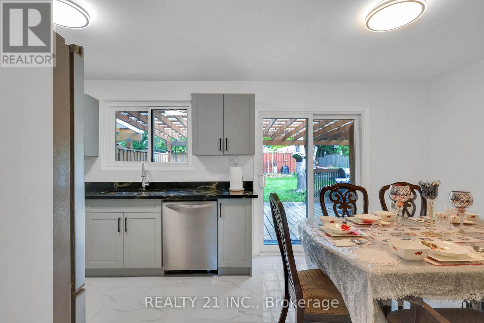 316 Hollyberry Trail, Toronto, Ontario  M2H 2P4 - Photo 25 - C13471912