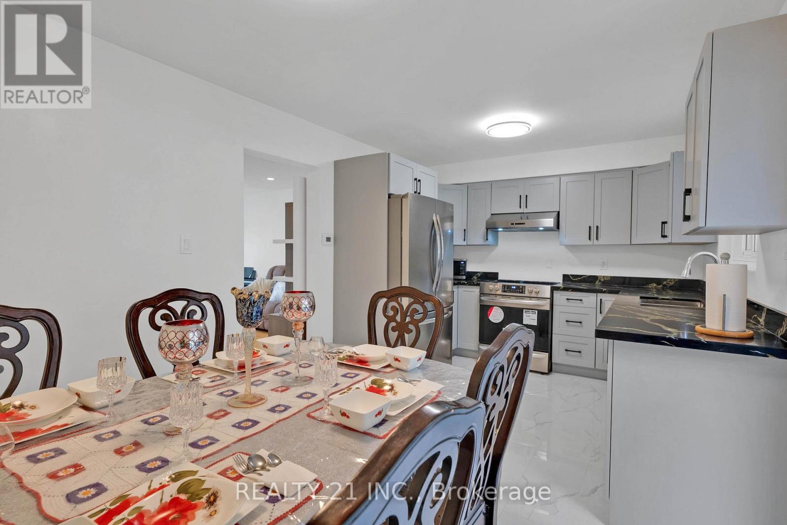 316 Hollyberry Trail, Toronto, Ontario  M2H 2P4 - Photo 26 - C13471912