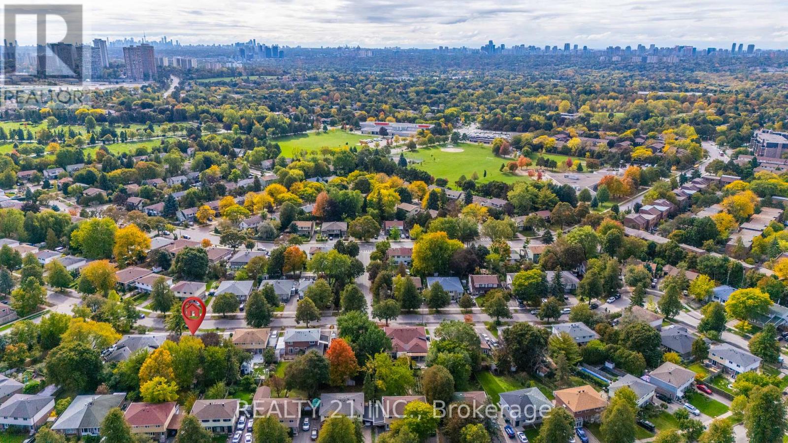 316 Hollyberry Trail, Toronto, Ontario  M2H 2P4 - Photo 3 - C13471912