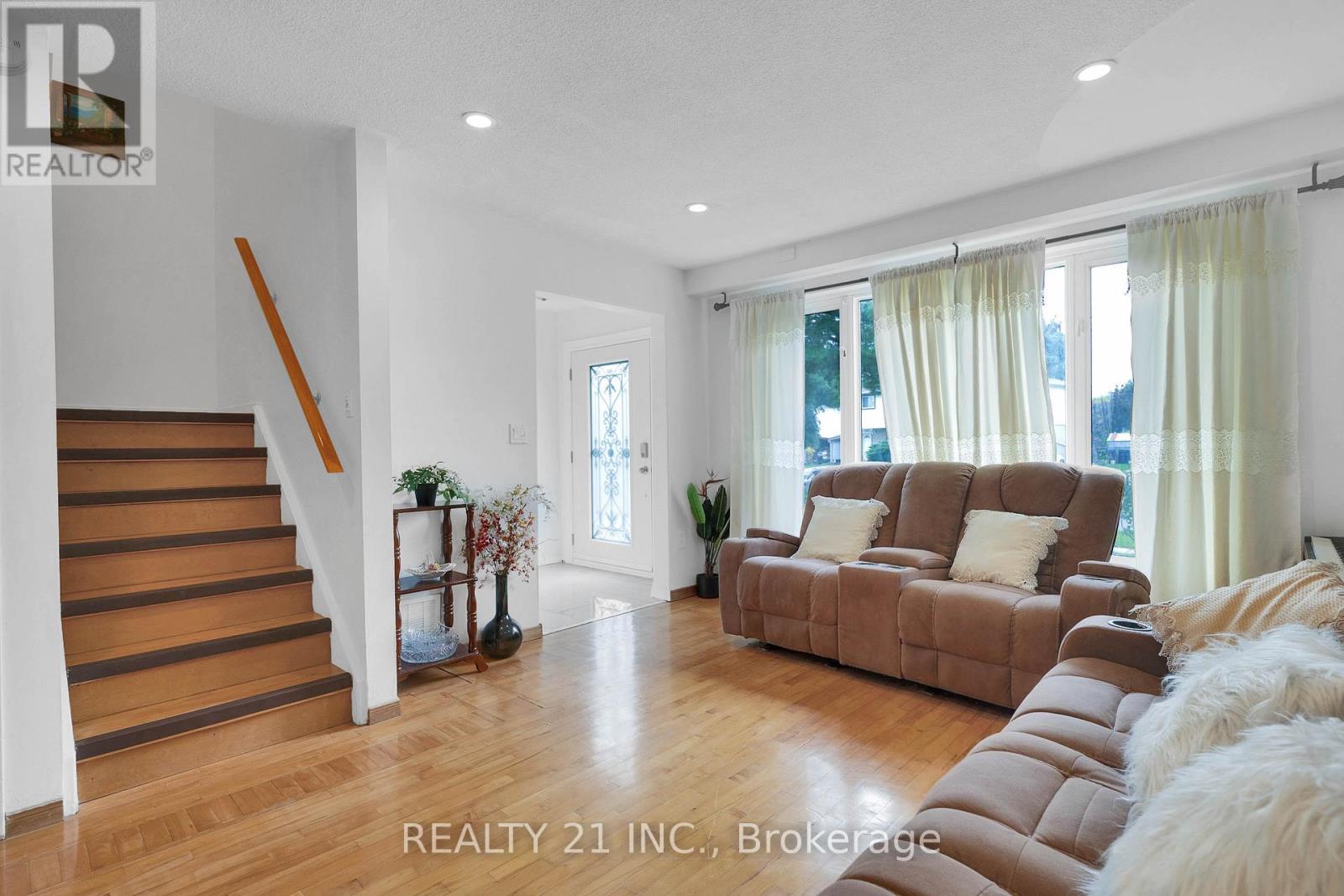 316 Hollyberry Trail, Toronto, Ontario  M2H 2P4 - Photo 7 - C13471912