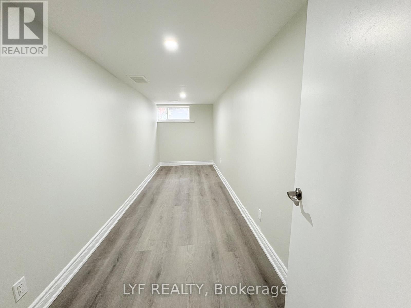 Bsmt Rm 2 - 22 Ivordale Crescent, Toronto, Ontario  M1R 2W6 - Photo 15 - E13471890
