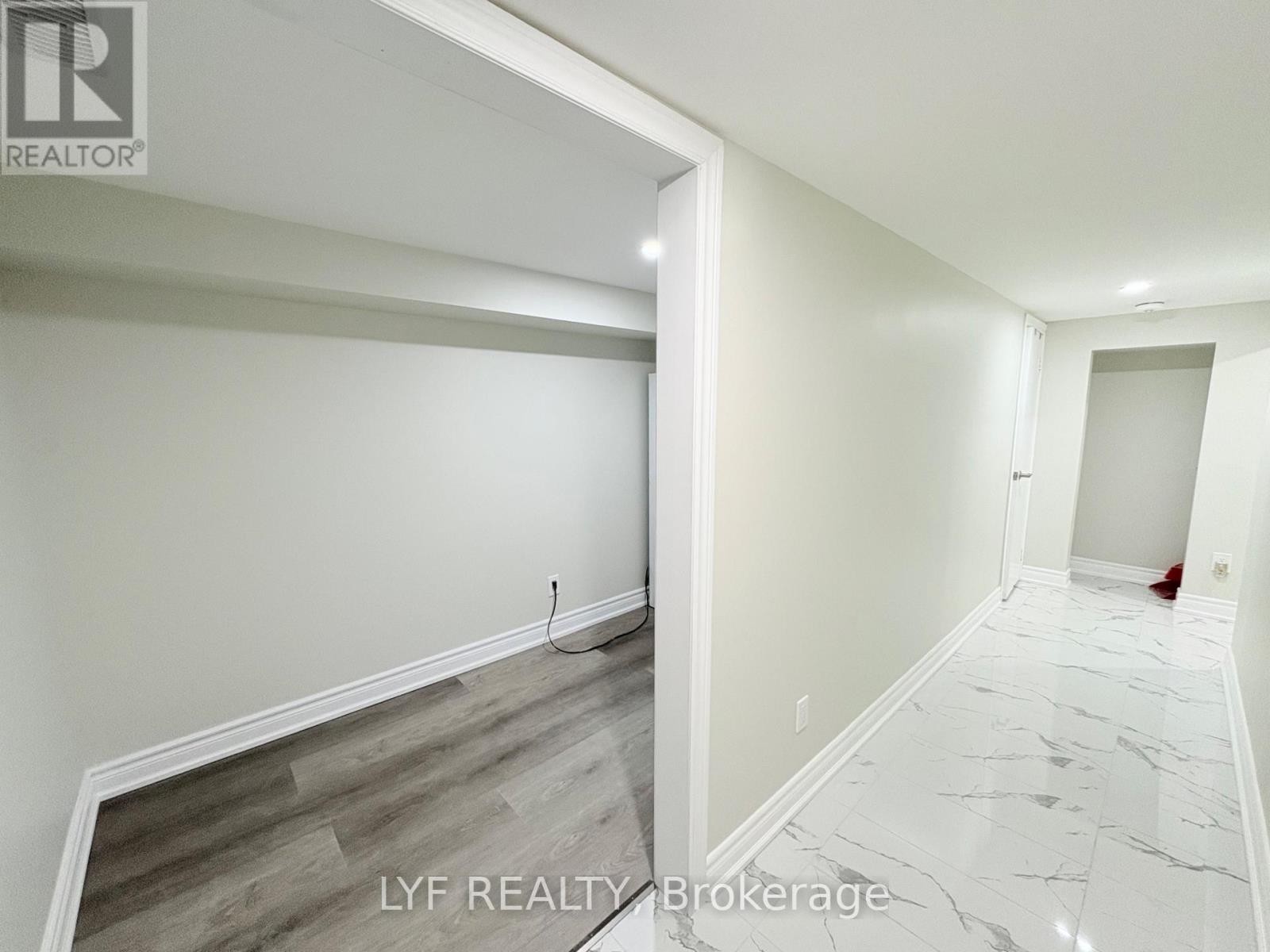 Bsmt Rm 2 - 22 Ivordale Crescent, Toronto, Ontario  M1R 2W6 - Photo 4 - E13471890