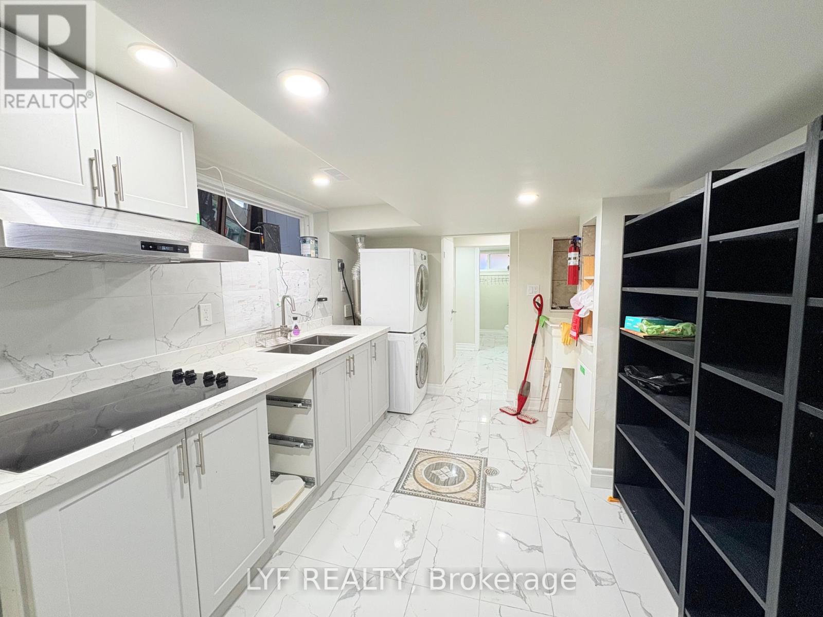 Bsmt Rm 2 - 22 Ivordale Crescent, Toronto, Ontario  M1R 2W6 - Photo 8 - E13471890