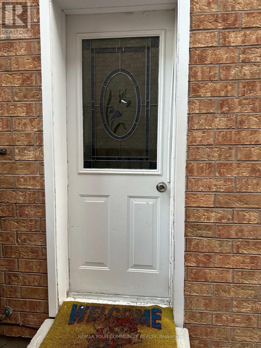 Bsmt - 25 Fitzwilliam Avenue, Richmond Hill, Ontario  L4E 4N8 - Photo 3 - N13471926