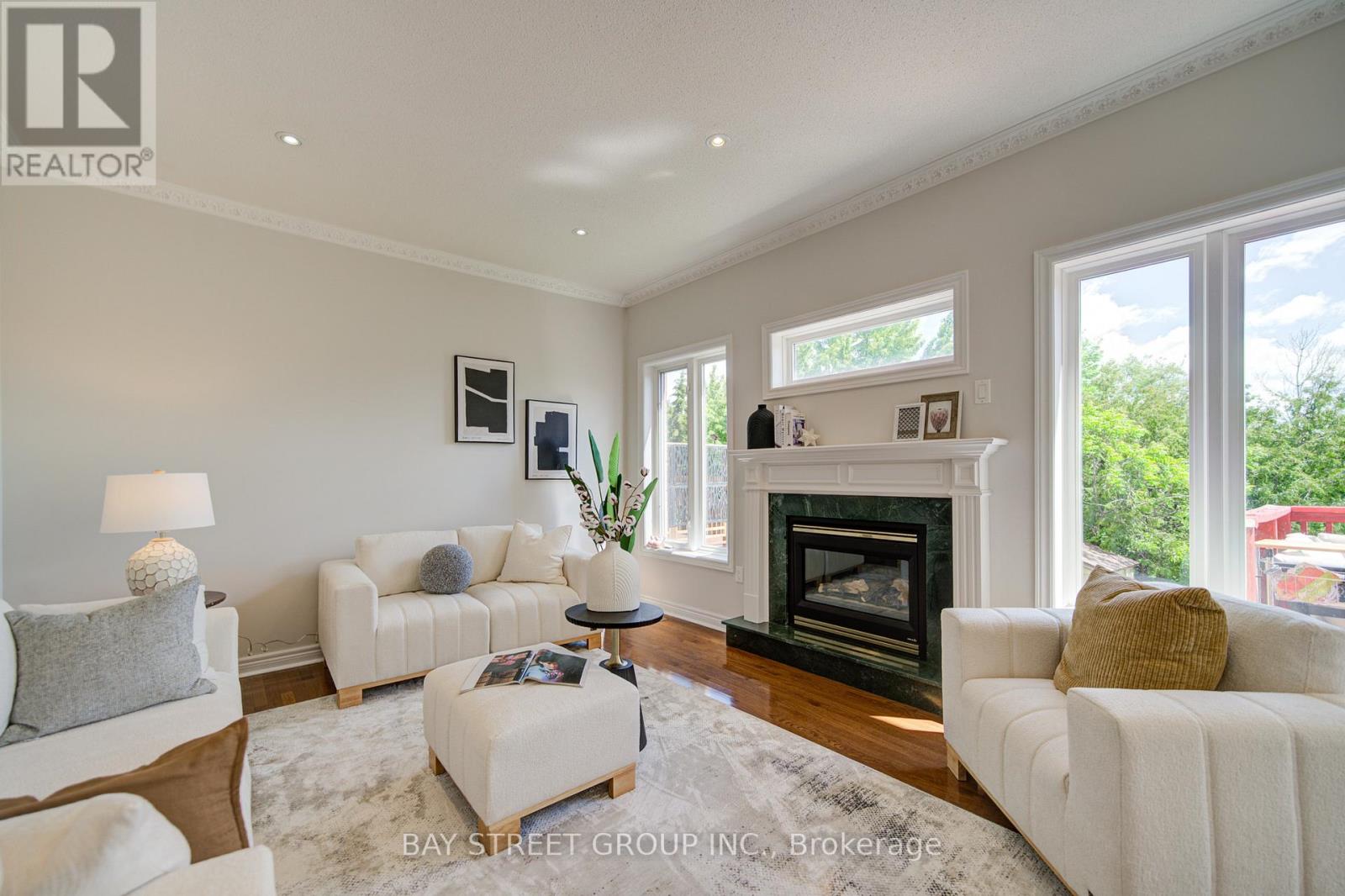 19 Fountain Court, Richmond Hill, Ontario  L4S 2K4 - Photo 15 - N13471928