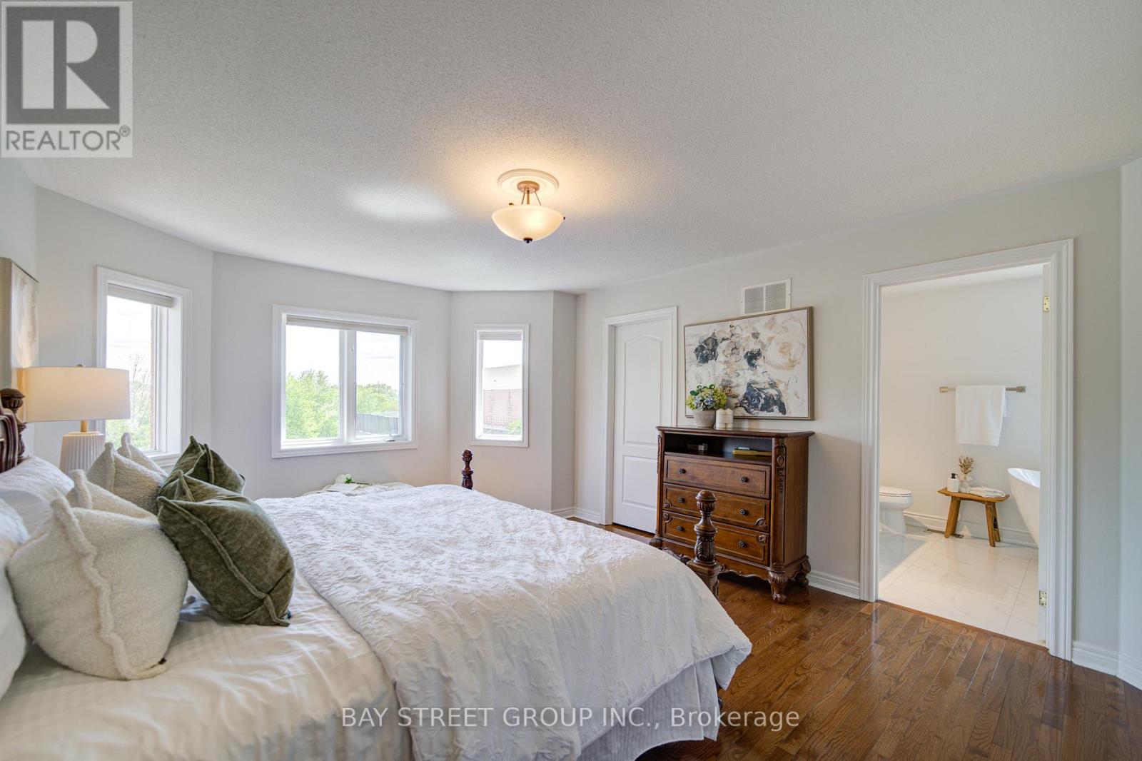 19 Fountain Court, Richmond Hill, Ontario  L4S 2K4 - Photo 23 - N13471928