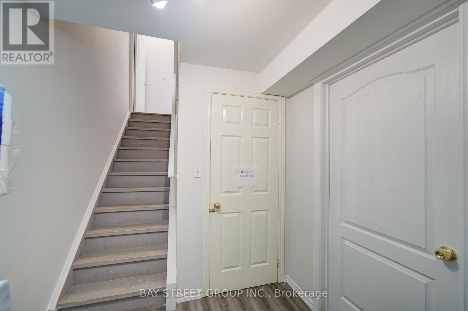 19 Fountain Court, Richmond Hill, Ontario  L4S 2K4 - Photo 34 - N13471928