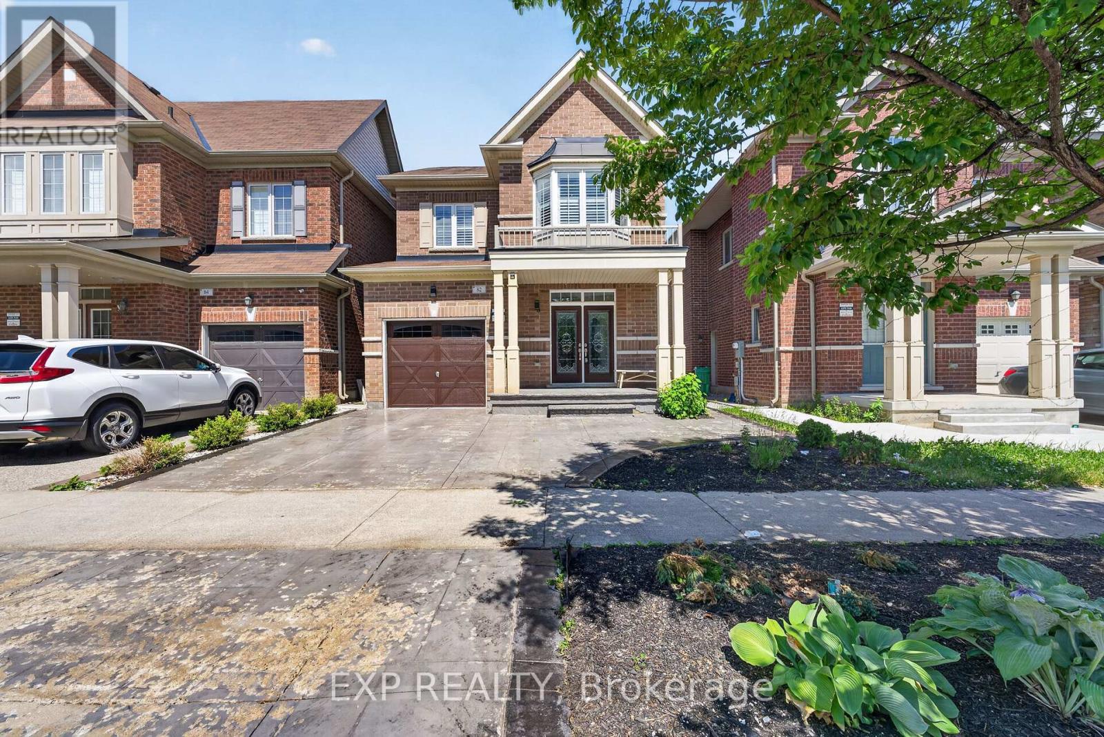 82 HUMBERSTONE CRESCENT, Brampton, Ontario