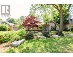 176 MAPLEWOOD ROAD, Mississauga, Ontario
