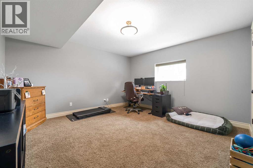 9 Cottonwood Close SW, Medicine Hat, Alberta  T1B 4R5 - Photo 32 - A2322505