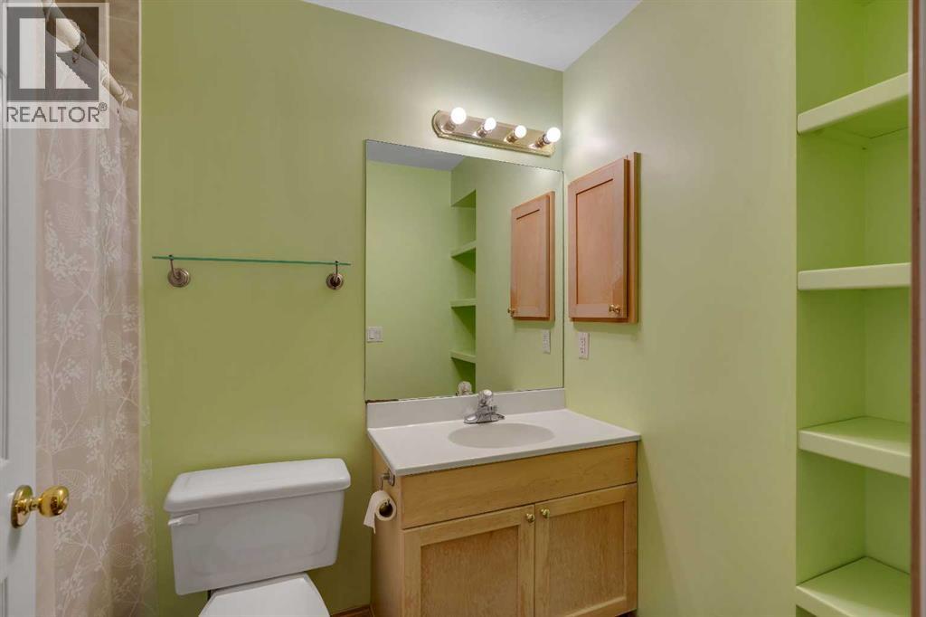 10272 Tuscany Hills Way, Calgary, Alberta  T3L 2G5 - Photo 38 - A2322560