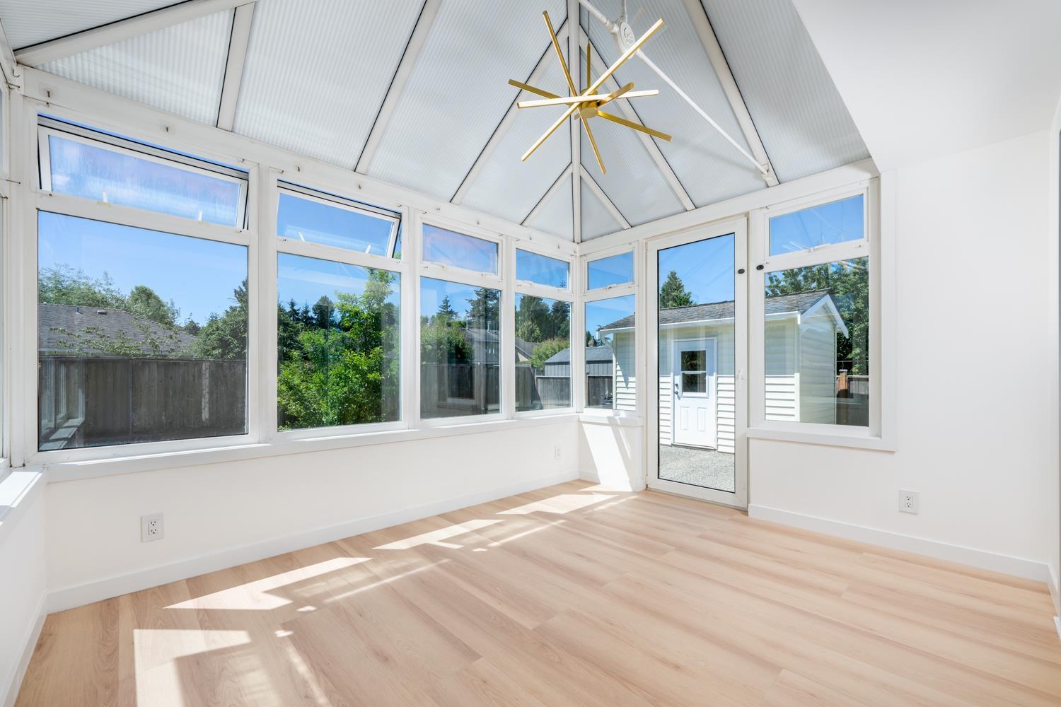 15092 19a Avenue, Surrey, British Columbia  V4A 7G8 - Photo 14 - R3136851